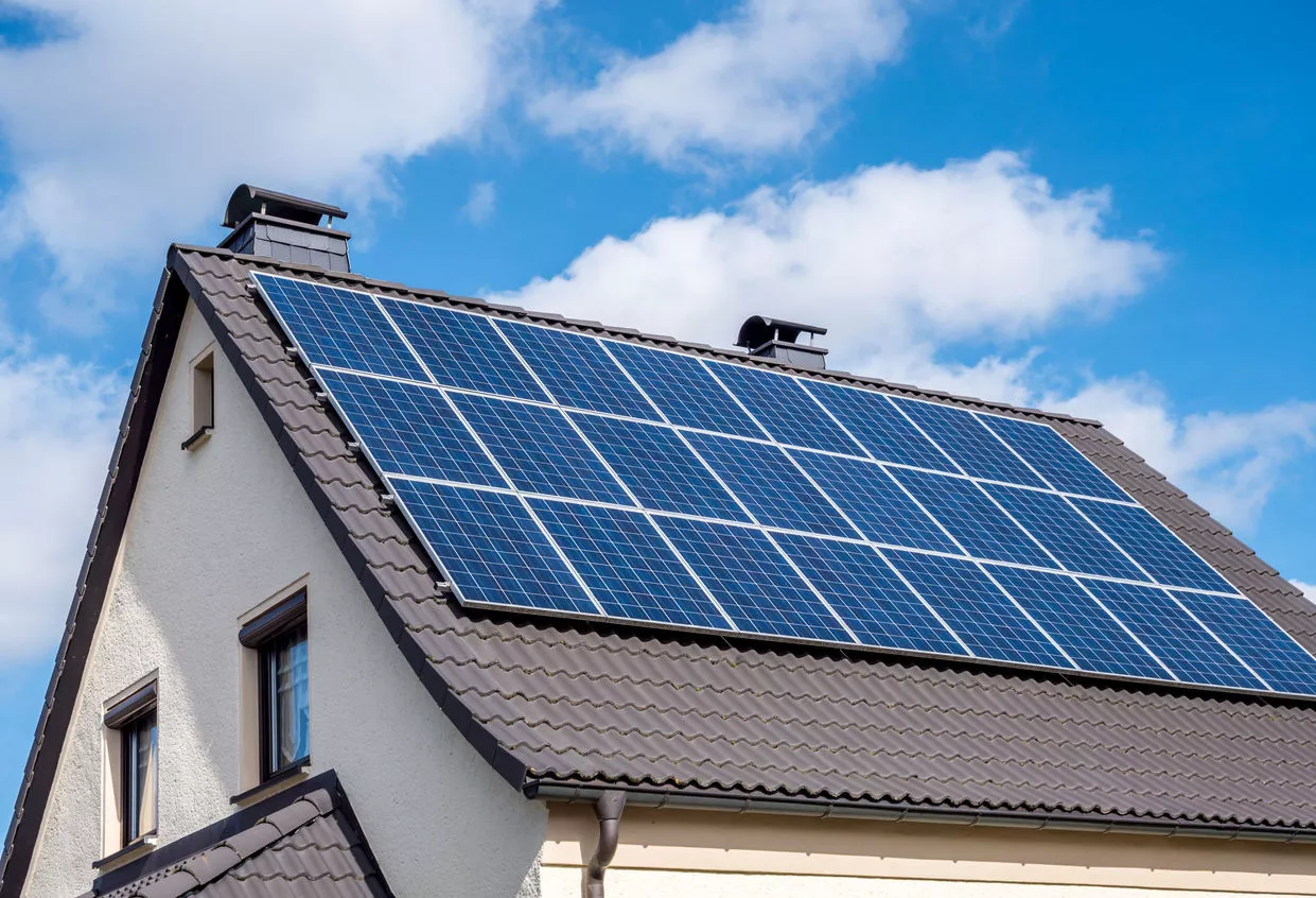 Güneş Enerjisi Kullanım Alanları: Evlerden Fabrikalara